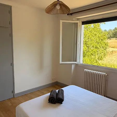 بيت للعطل La Maison Des Tours Avec Vue Exceptionnelle Saint-Laurent-les-Tours