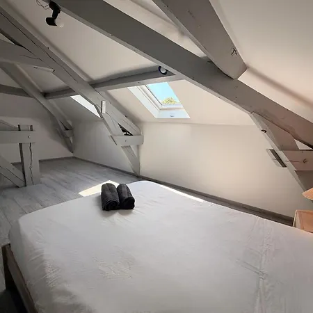 La Maison Des Tours Avec Vue Exceptionnelle بيت للعطل Saint-Laurent-les-Tours