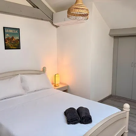 بيت للعطل La Maison Des Tours Avec Vue Exceptionnelle Saint-Laurent-les-Tours