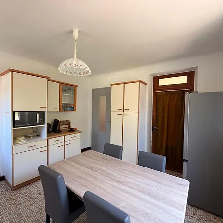 La Maison Des Tours Avec Vue Exceptionnelle بيت للعطل Saint-Laurent-les-Tours