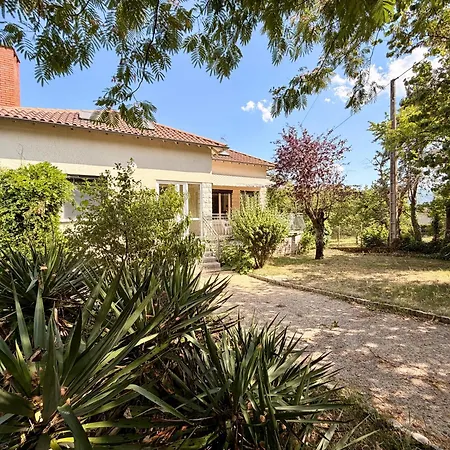 La Maison Des Tours Avec Vue Exceptionnelle بيت للعطل *